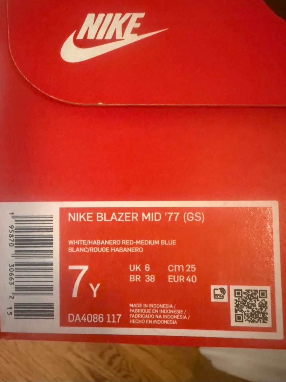 Nike Blazer Mid-Top Sneakers 7Y White with Red and Blue Swooshes - Picture 6 of 6